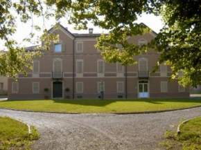 Villa Meli Lupi - Residenze Temporanee Parma